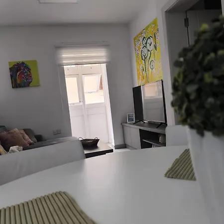 Holiday home тhree Bedroom House 