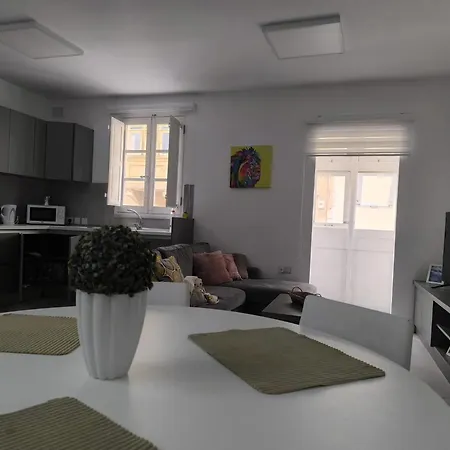 Holiday home тhree Bedroom House 